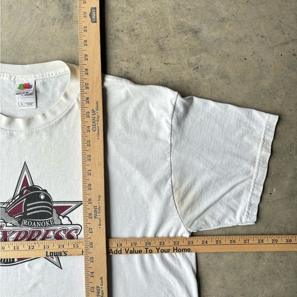 Vintage Y2K Graphic tee | Size XL - Picture 5 of 5